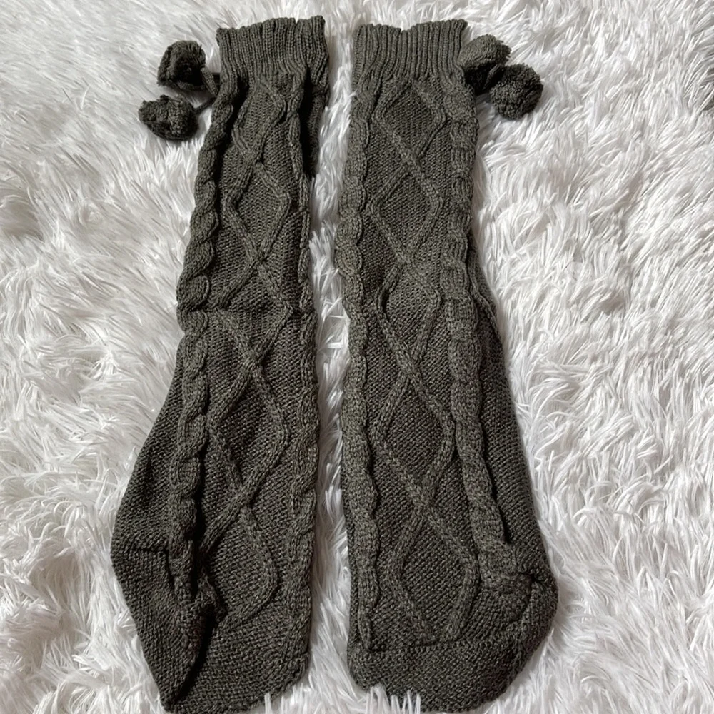 Dark Grey - Cable knit socks with pom poms